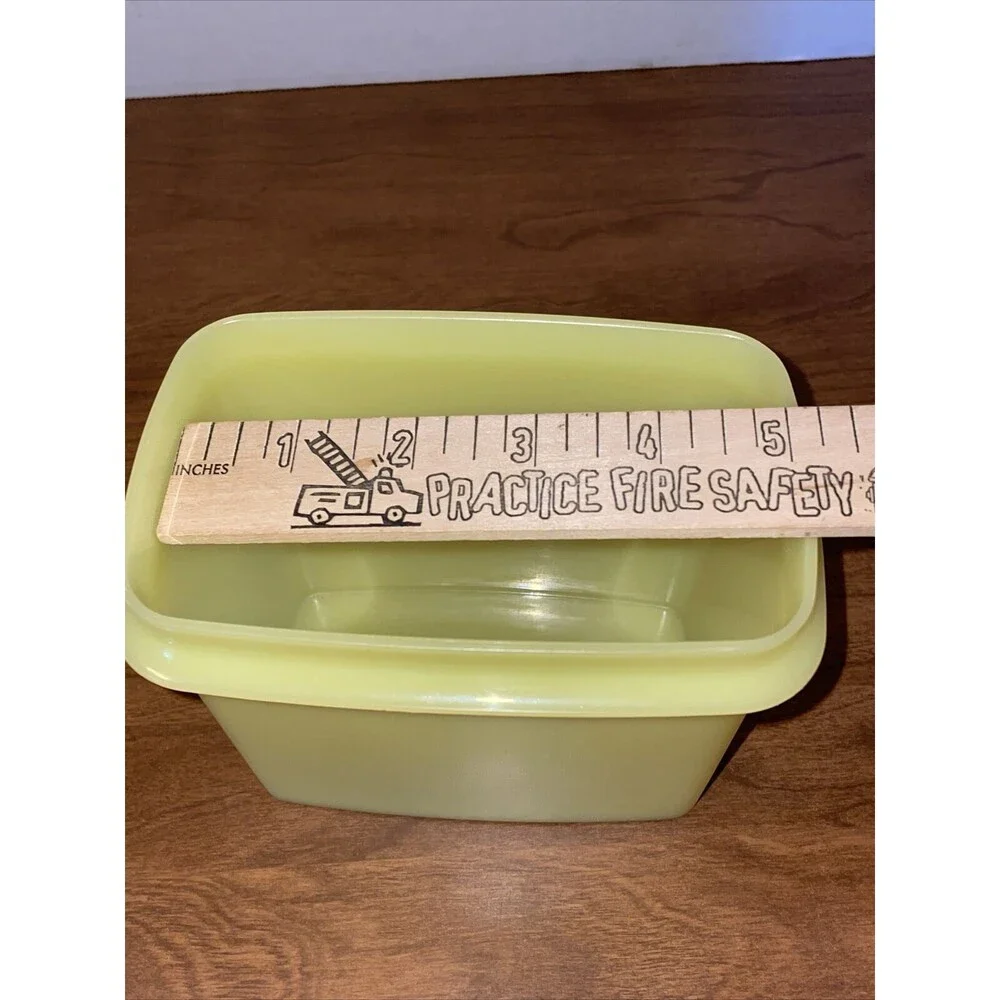 Tupperware Replacement Yellow Shelf Saver Container 1243-2 NO LID